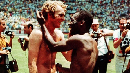 bobby.moore.pele.march.2016
